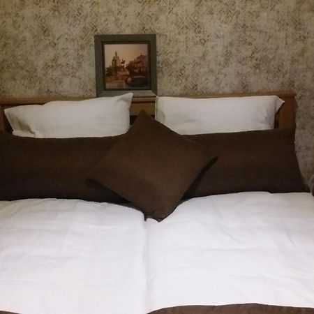 Guest House Sandro Kazbegi Ruang foto
